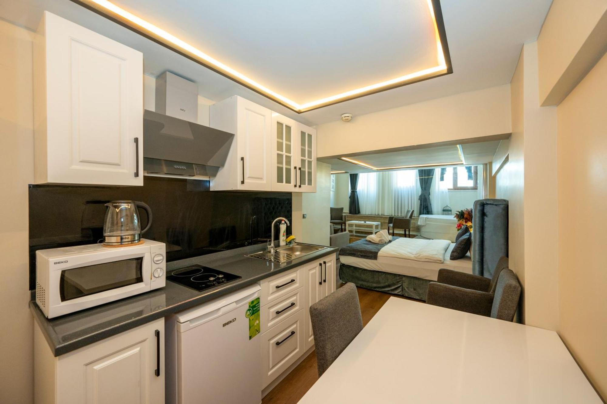 Aiza Suites Истанбул Екстериор снимка