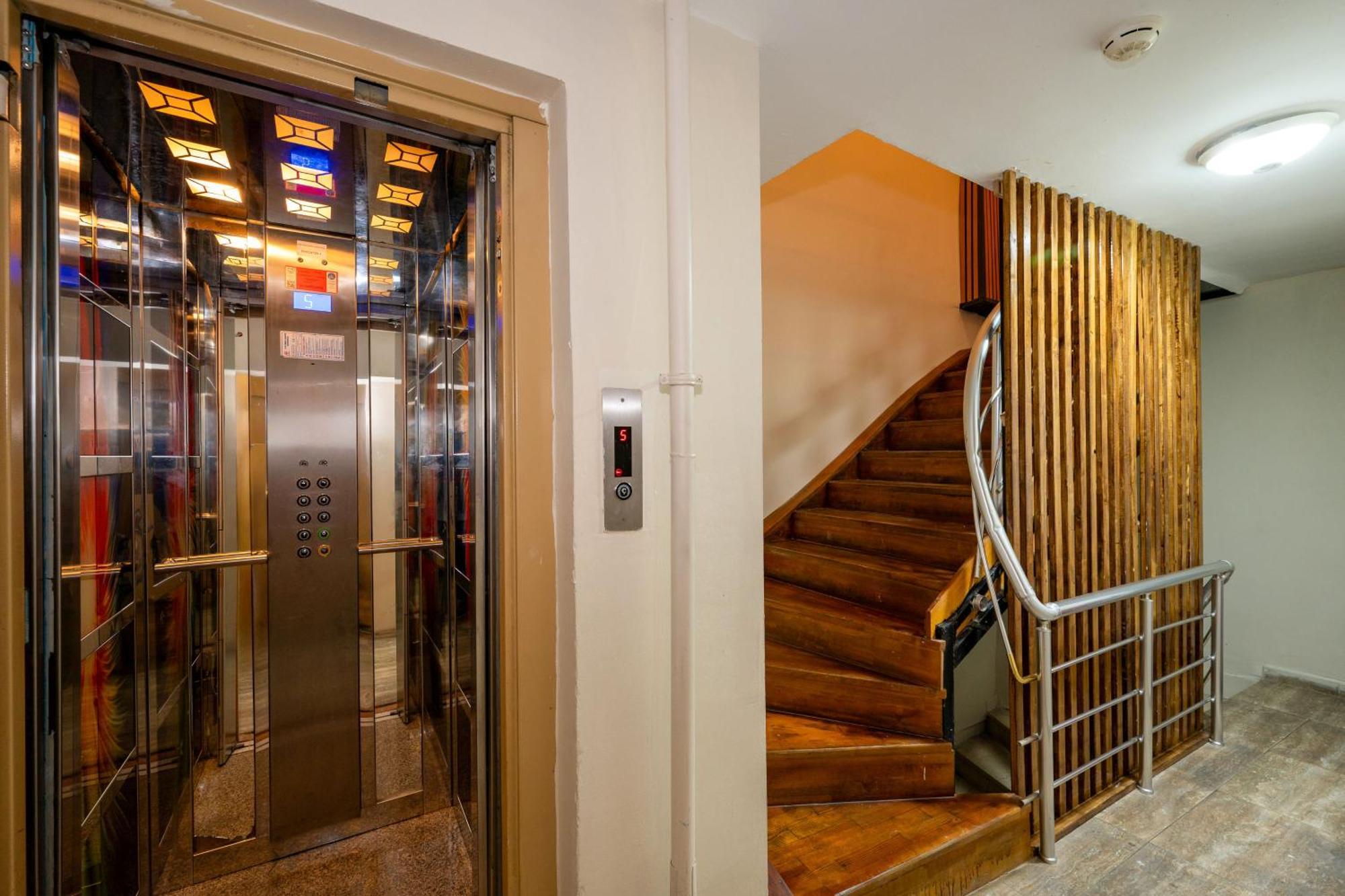 Aiza Suites Истанбул Екстериор снимка